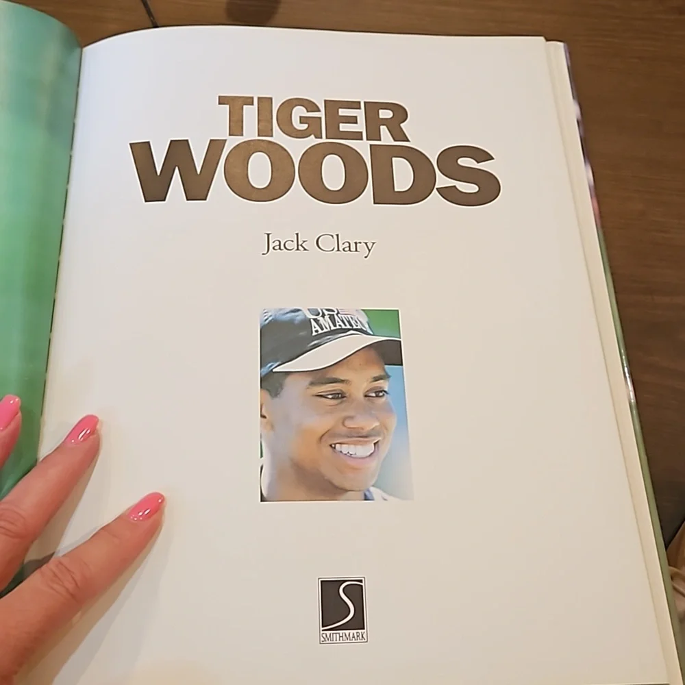 Tiger Woods Collection beautiful tiger